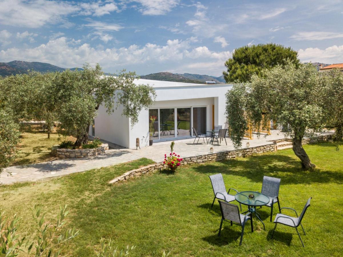 Avgoustidis Apartments Limenaria  Bagian luar foto