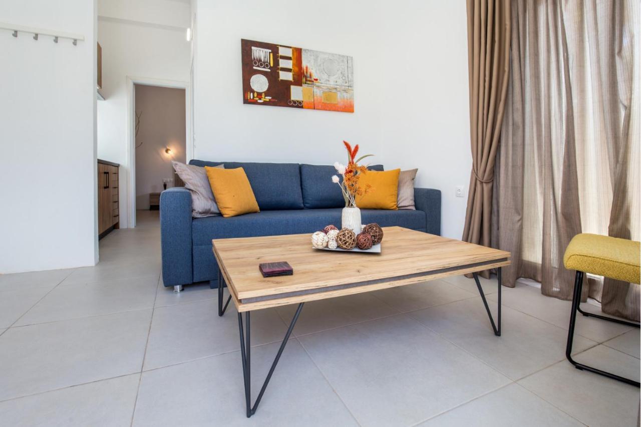 Avgoustidis Apartments Limenaria  Bagian luar foto